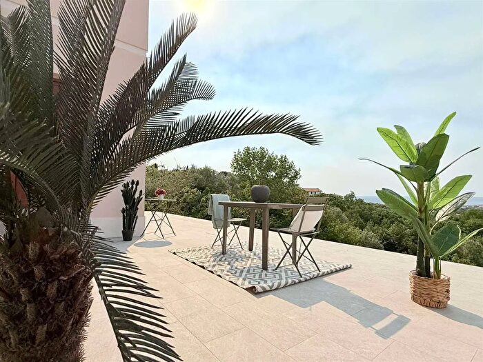 Casa con 5 locali in vendita in Livorno