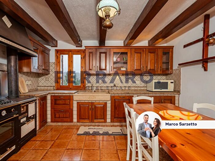 Casa con 6 locali in vendita in Via Umberto Sacco, Nervesa Della Battaglia