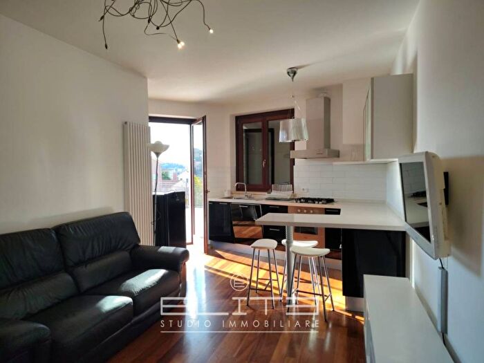 Appartamento bilocale in affitto in Via Alessandro Bocconi, Valle Miano, Ancona