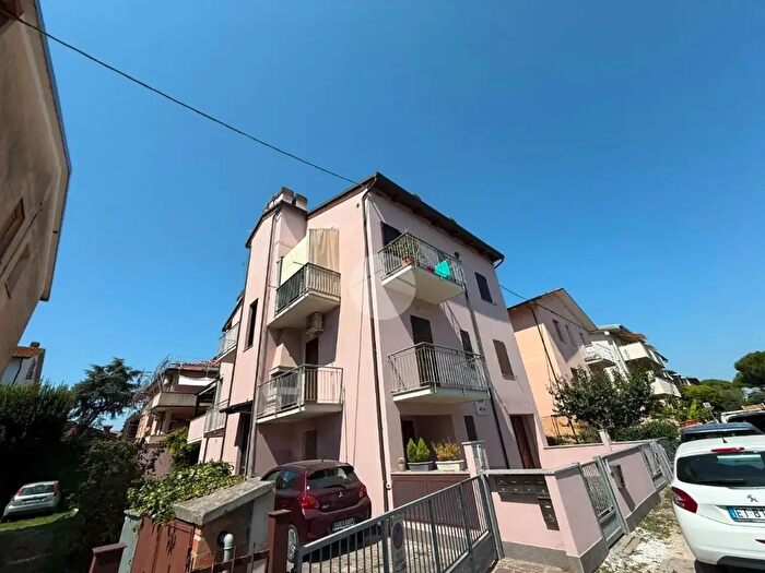 Appartamento trilocale in vendita in Via della Lampara, Ravenna
