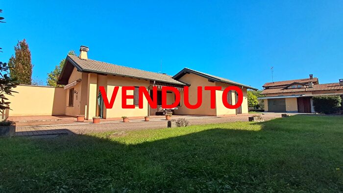 Casa in vendita in Somma Lombardo Varese Lombardia Italia, Somma Lombardo