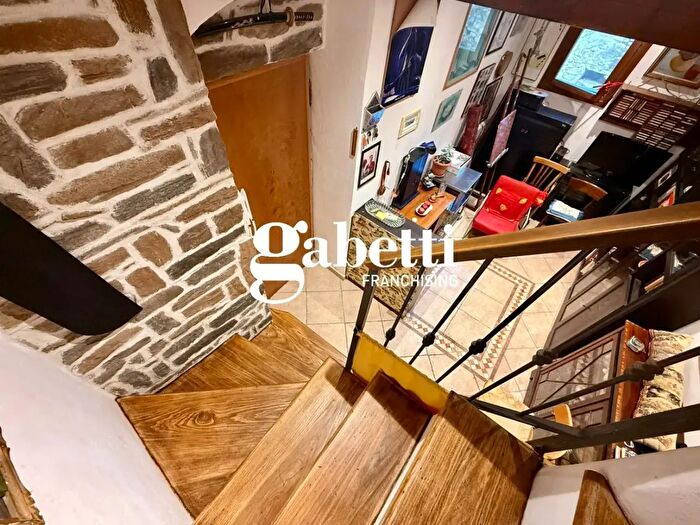 Appartamento quadrilocale in vendita in Via Principale, Imperia