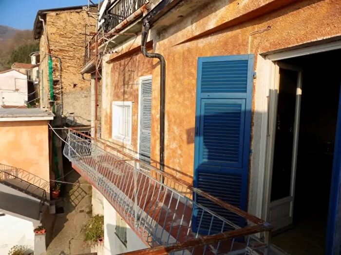 Casa quadrilocale in vendita in Via Ventimiglia, Borgomaro