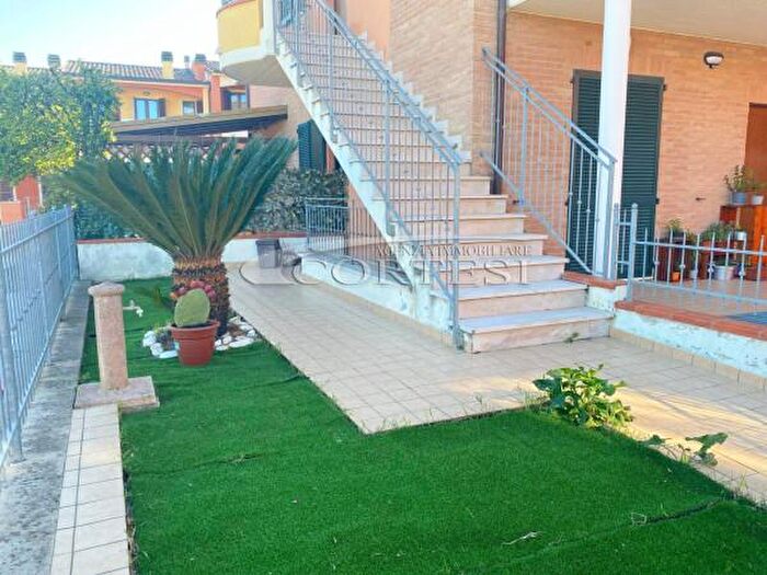 Appartamento trilocale in vendita in Mondolfo