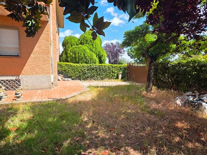 Casa quadrilocale in affitto in Centro, Vetralla