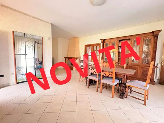 Casa con 6 locali in vendita in Str delle Pretare, Narni