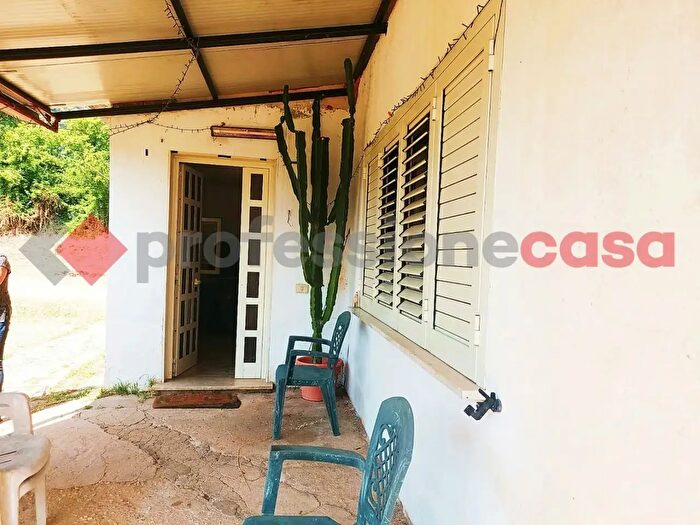 Appartamento con 5 locali in vendita in Via Caira, Cassino