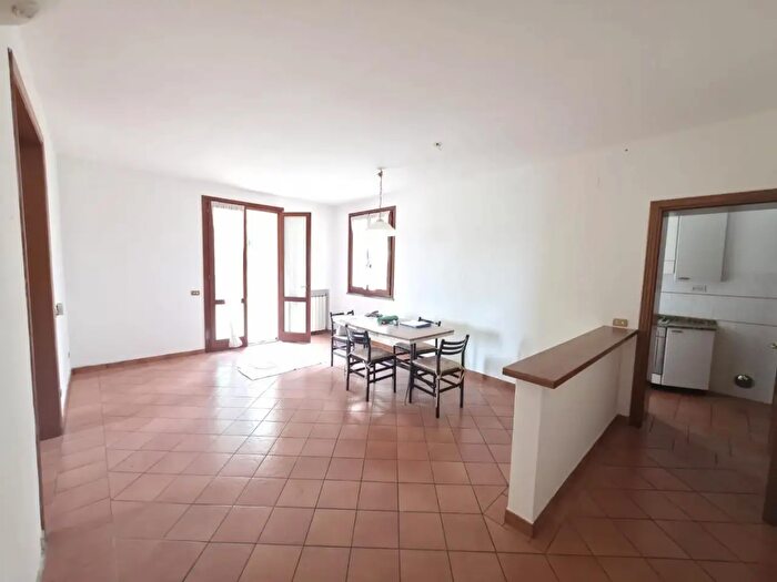 Casa con 5 locali in vendita in Cerreto Guidi