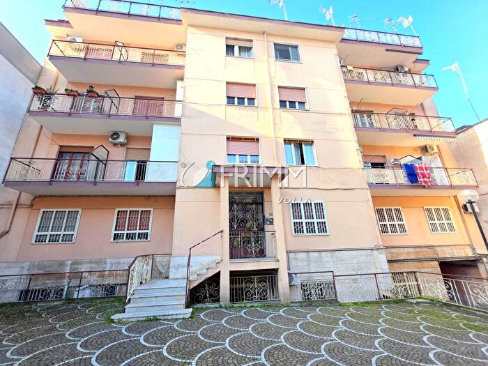 Appartamento trilocale in affitto in Via Peppino Rossi, Centro, Volla