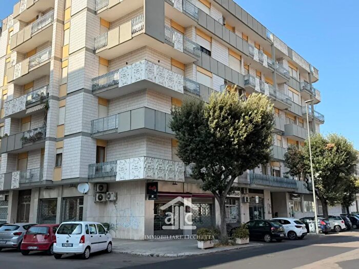 Appartamento quadrilocale in vendita in Viale della Liberta', Lecce