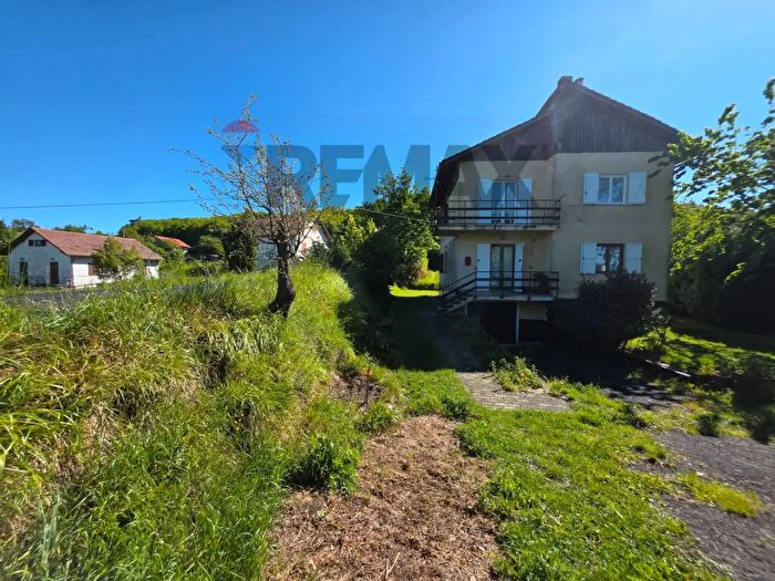 Casa con 9 locali in vendita in Via Francia, Tiglieto