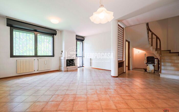 Appartamento con 8 locali in vendita in Via San Pertini, Anzola DellEmilia