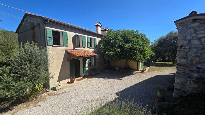 Casa con 5 locali in vendita in Via Dietro Cero, Baone