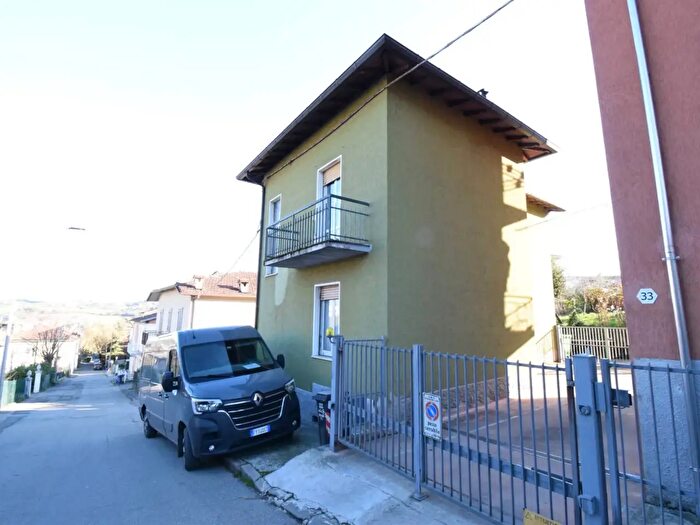 Casa con 8 locali in vendita in Via Bottego, Salsomaggiore Terme