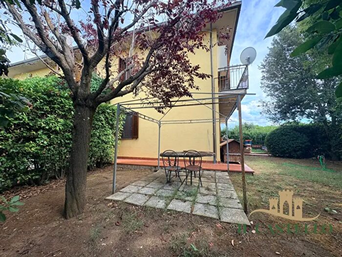Casa trilocale in vendita in Sanfatucchio, Castiglione Del Lago