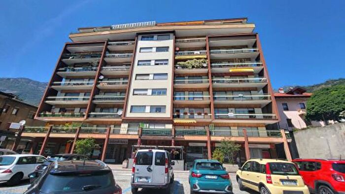 Appartamento quadrilocale in vendita in Piazza Monte Zerbion, Saint Vincent