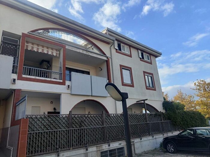 Appartamento con 6 locali in vendita in Via San Rocco G, Vasto