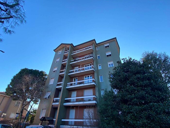 Appartamento trilocale in affitto in Via Giovanni Verga, Legnarello, Legnano