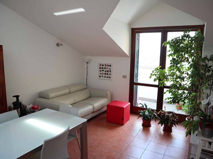 Appartamento bilocale in affitto in Viale Marche, Farini, Milano