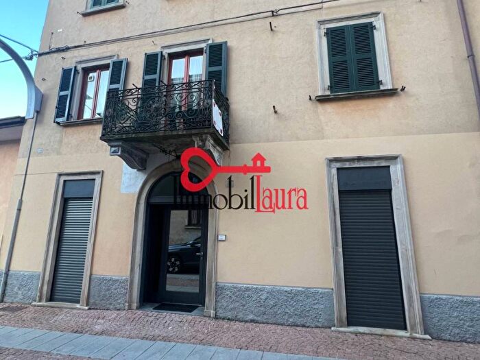 Case in Vendita e in Affitto - 2