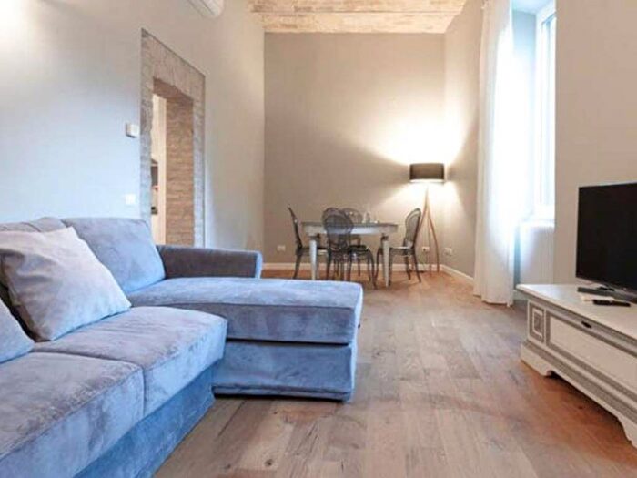 Appartamento bilocale in affitto in Via dei Santi Quattro, Colosseo Fori Imperiali, Roma