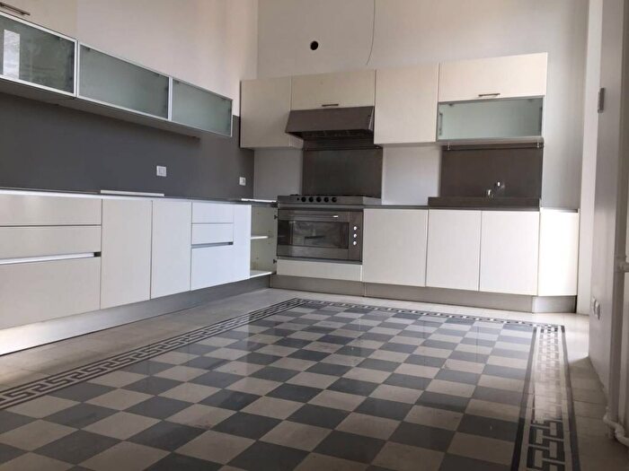 Appartamento trilocale in affitto in Corso di Porta Romana, Quadronno Crocetta, Milano