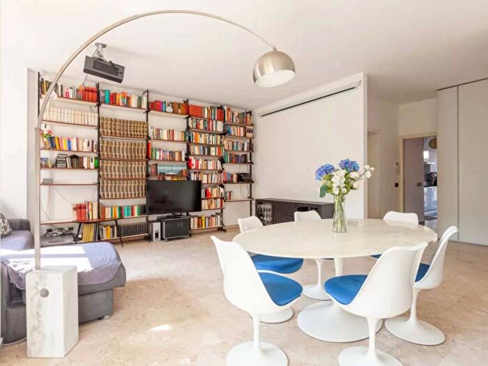 Appartamento trilocale in affitto in Via Friuli, Cadore, Milano