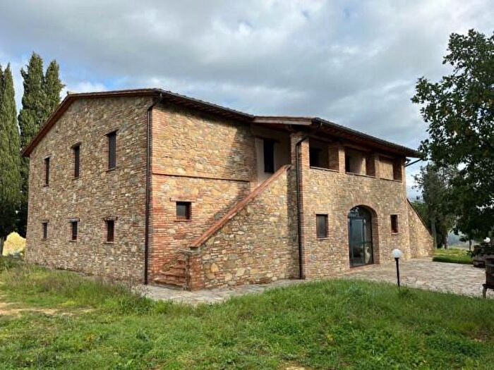 Casa con 6 locali in vendita in Missiano SNC, Panicale