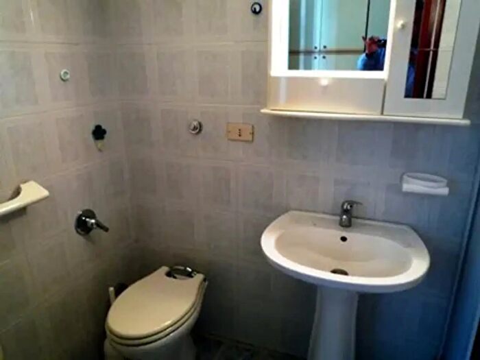 Appartamento bilocale in affitto in Via Palizzi, Napoli