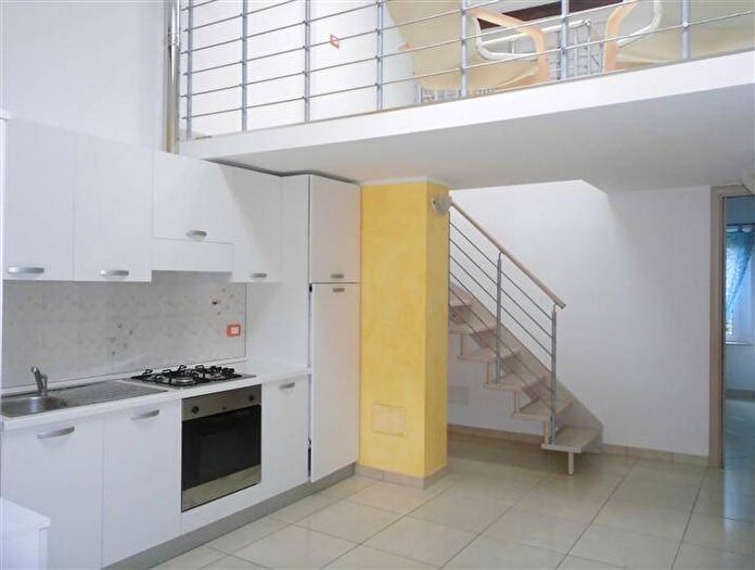 Appartamento trilocale in affitto in VIA VERDI, Centro, Chiaravalle