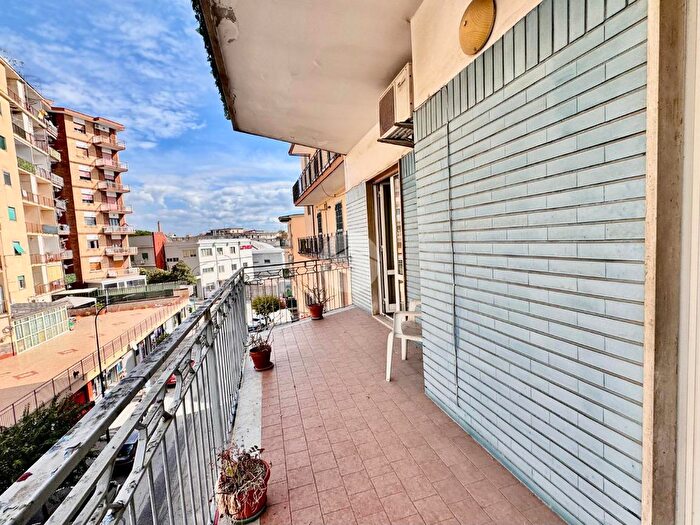 Appartamento quadrilocale in vendita in Via Domenico Colasanto, Casoria