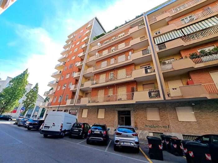 Appartamento bilocale in vendita in CSo Rosselli, Torino