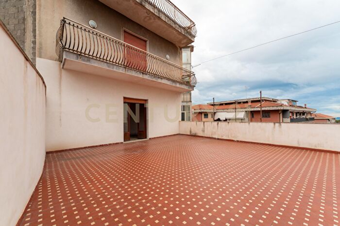 Appartamento quadrilocale in vendita in Via Palermo a, Catania