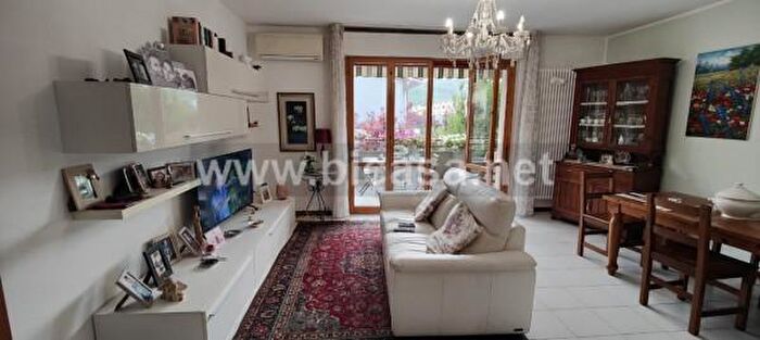 Appartamento con 5 locali in vendita in Via Federico Fellini, Pesaro