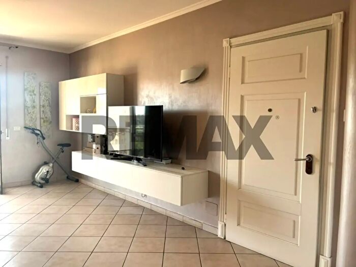 Appartamento con 5 locali in vendita in Via Gran Bretagna, Trani
