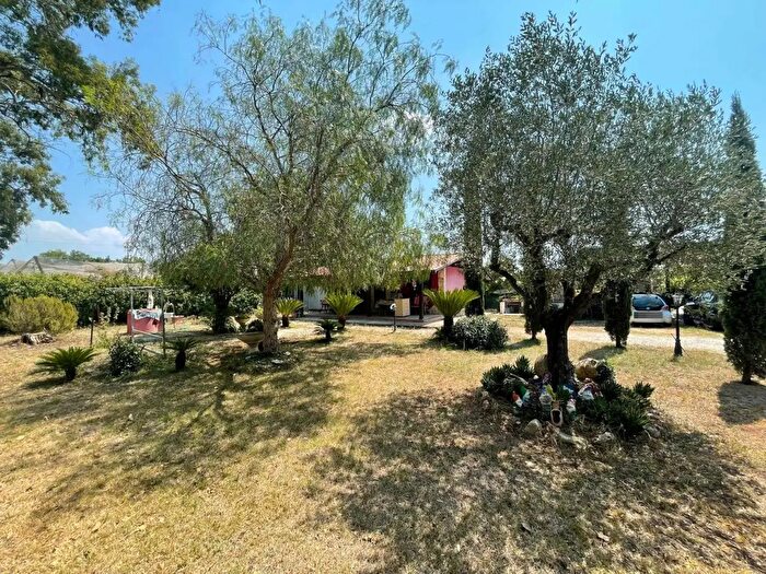 Casa trilocale in vendita in Latina