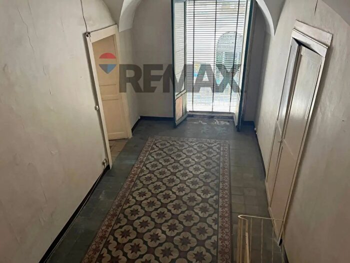 Appartamento bilocale in vendita in Via Ulisse, Acireale