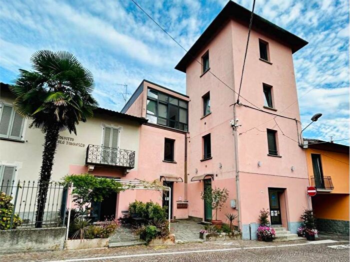 Appartamento bilocale in affitto in Centro, Taino