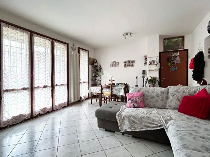 Appartamento trilocale in vendita in Via della Fornace, Molinella