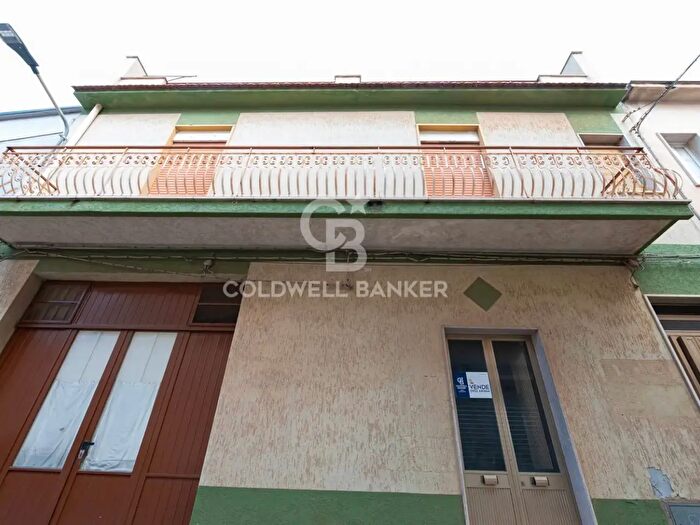 Casa con 7 locali in vendita in Via Cordova, Comiso