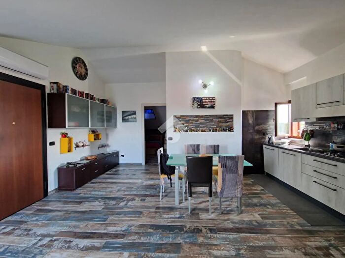 Appartamento monolocale in vendita in Via Trieste, Limbiate