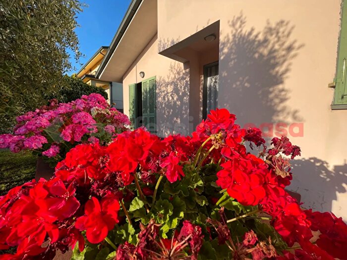 Casa con 9 locali in vendita in Via di Ponzano, Cerreto Guidi