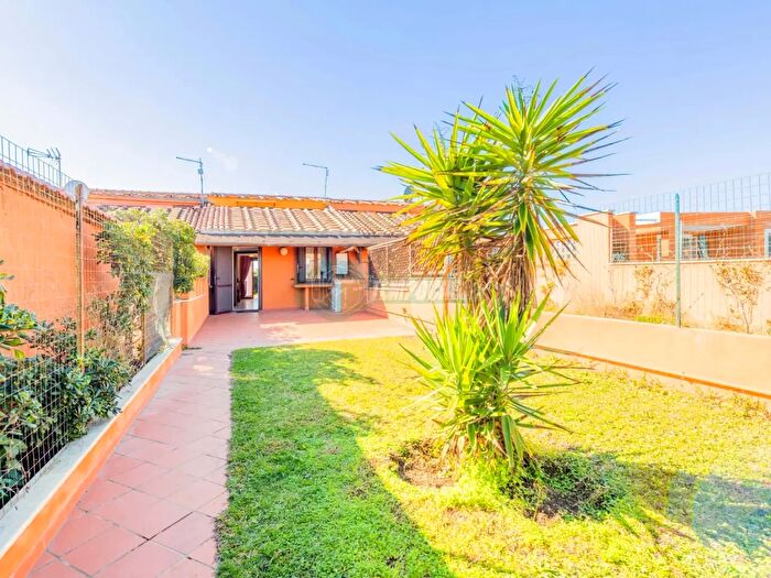 Casa bilocale in vendita in Via Venere, Ladispoli