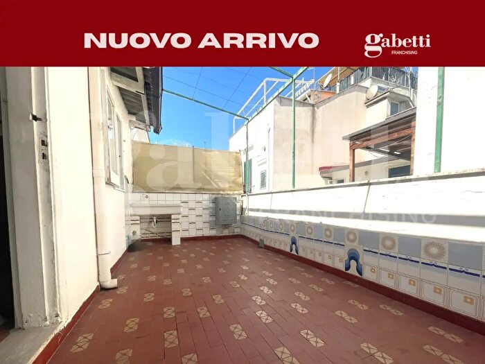 Appartamento trilocale in vendita in Vico Indipendenza, Gaeta