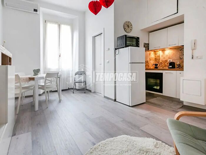 Appartamento bilocale in vendita in Via Correggio, Milano