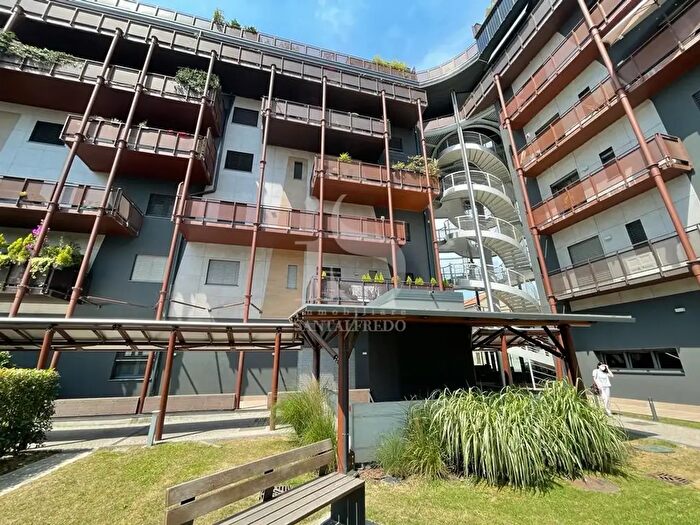 Appartamento bilocale in affitto in Via Enrico Cosenz, Milano