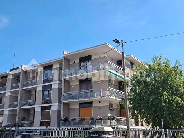 Appartamento con 5 locali in vendita in Via Paolo Boselli, Torino