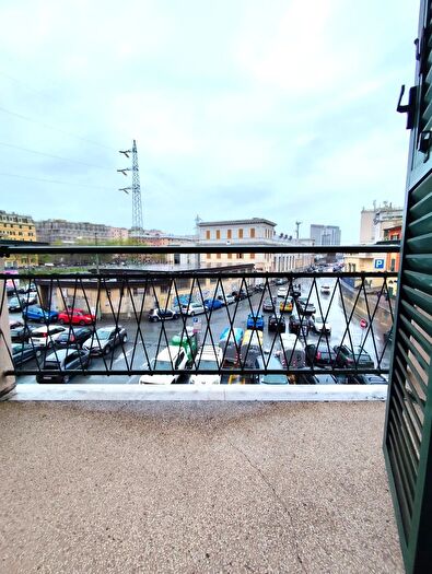 Appartamento con 5 locali in vendita in Via Canevari, Genova