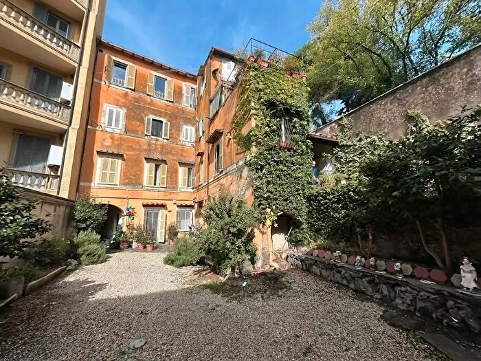 Appartamento trilocale in affitto in Via Aurelio Saffi, Albano Laziale