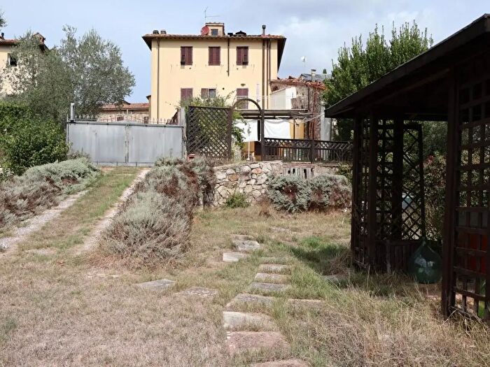 Appartamento con 8 locali in vendita in Ocalità Co, Colle Di Val D'Elsa